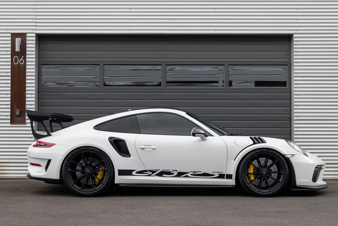 2019 Porsche 991 GT3 RS - Image 14 of 31