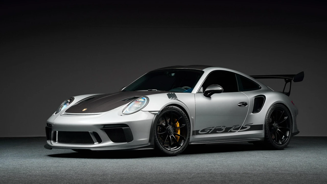 2019 Porsche 991 GT3 RS - Image 4 of 31