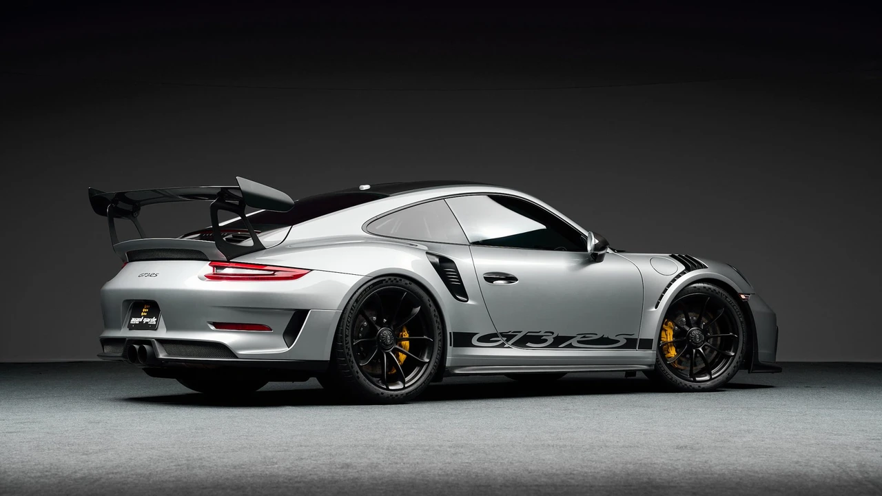 2019 Porsche 991 GT3 RS - Image 17 of 31