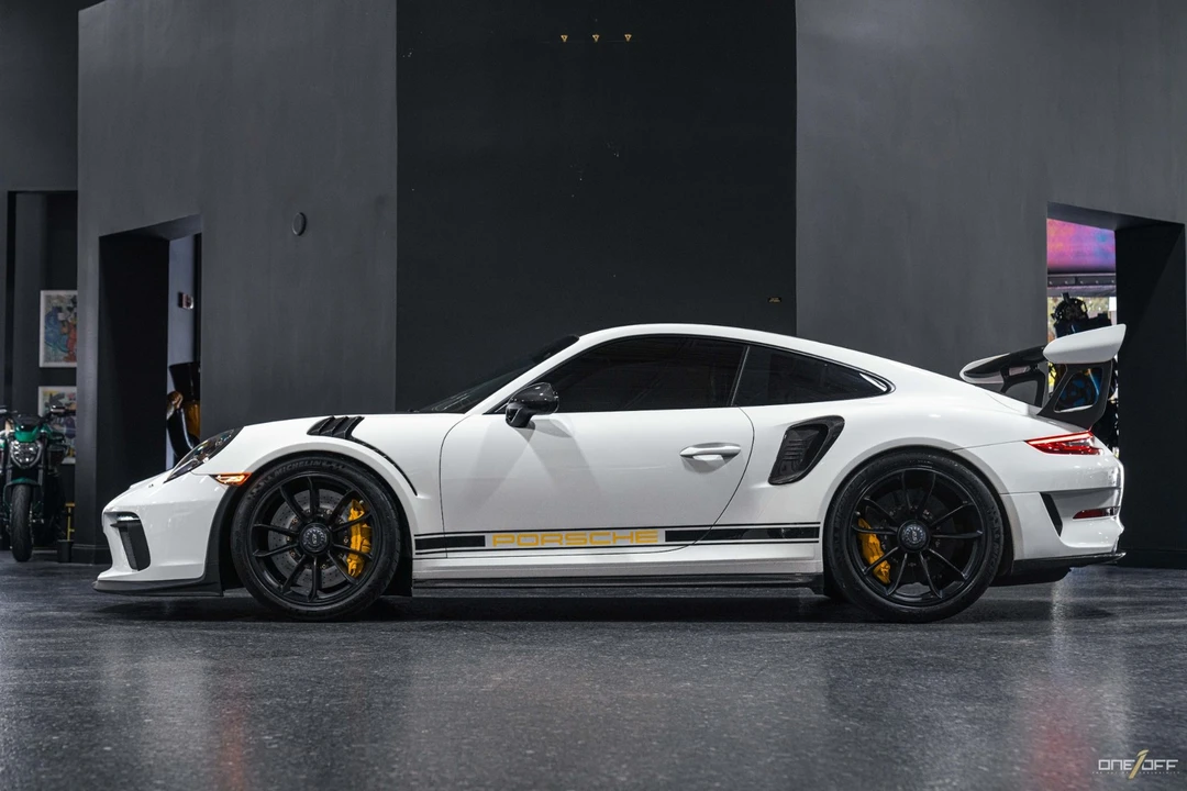 2019 Porsche 991 GT3 RS - Image 17 of 31