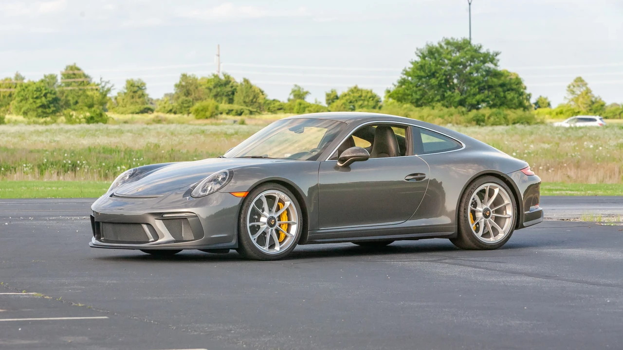2019 Porsche 991 GT3 Touring - Image 2 of 31