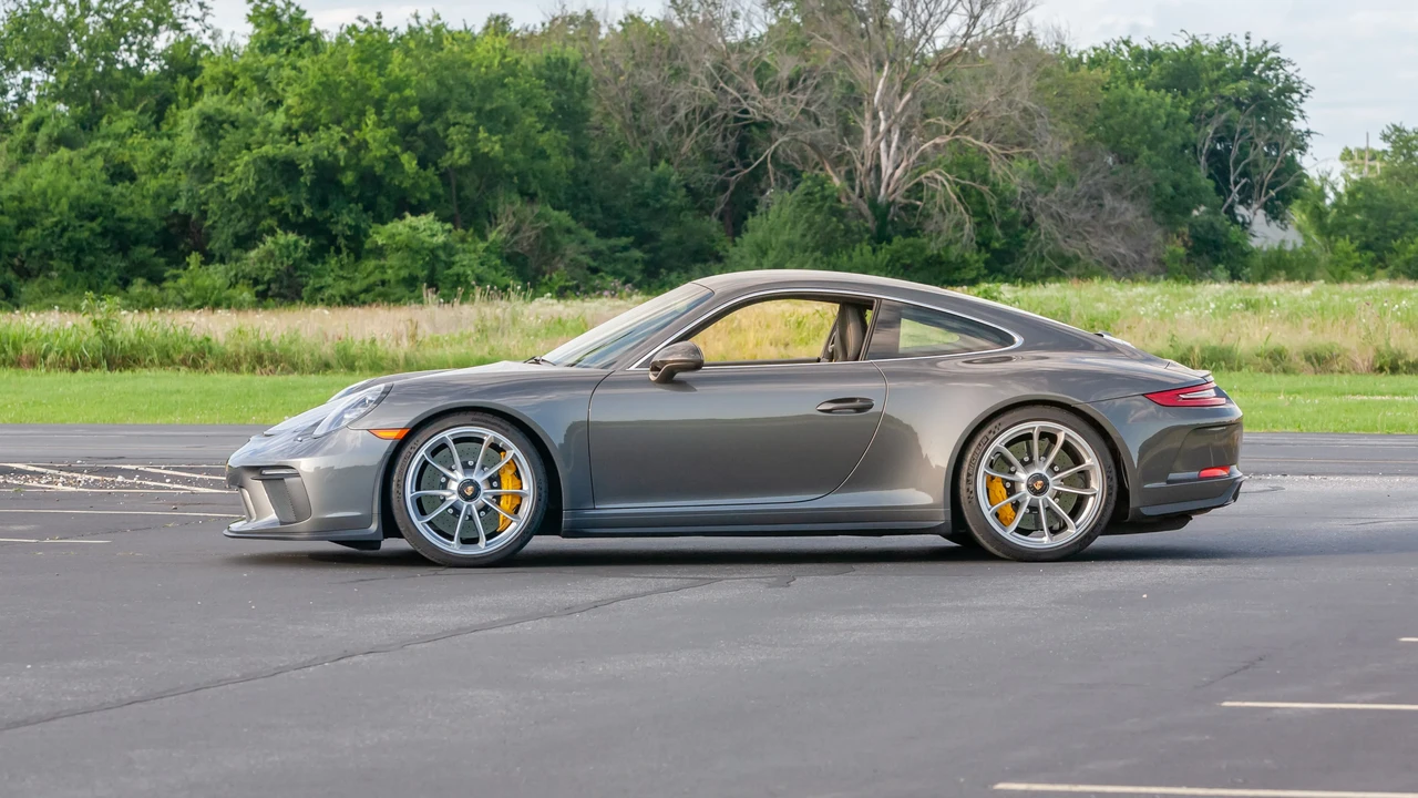 2019 Porsche 991 GT3 Touring - Image 5 of 31