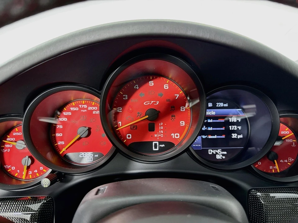 2019 Porsche 991 GT3 - Image 16 of 31