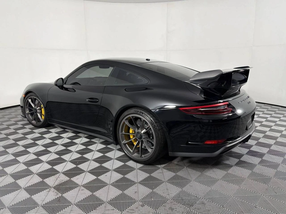 2019 Porsche 991 GT3 - Image 3 of 5