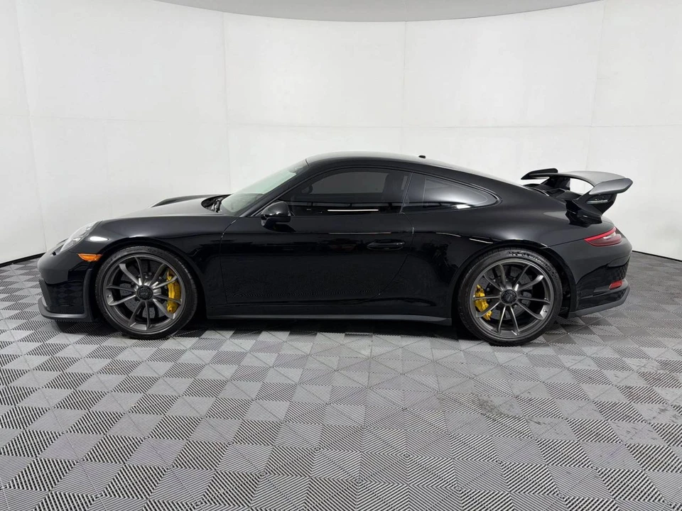 2019 Porsche 991 GT3 - Image 2 of 5