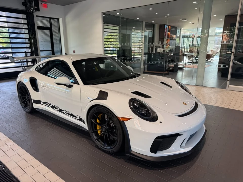 2019 Porsche 991 GT3 RS - Image 2 of 6