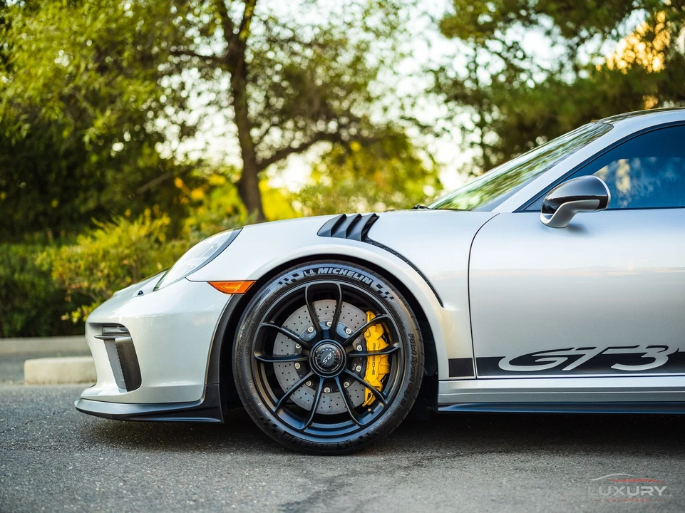 2019 Porsche 991 GT3 RS - Image 9 of 27