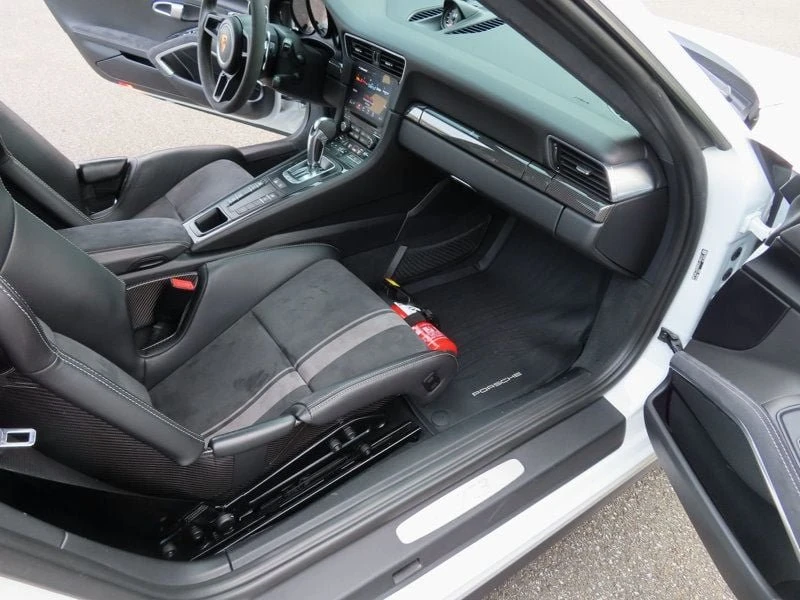 2019 Porsche 991 Carrera - Image 18 of 20