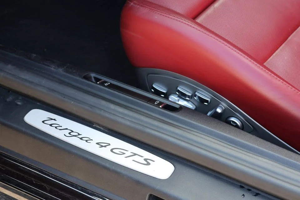 2019 Porsche 991 Carrera - Image 14 of 20