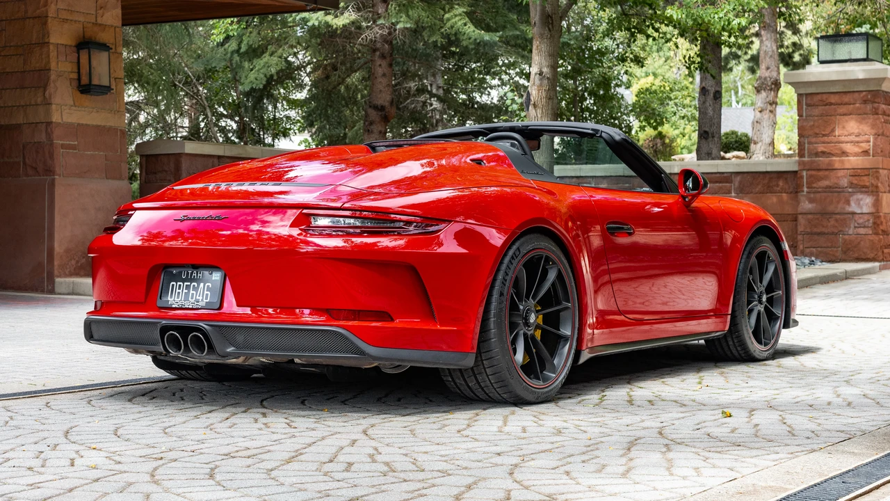 2019 Porsche 991 Speedster - Image 16 of 31