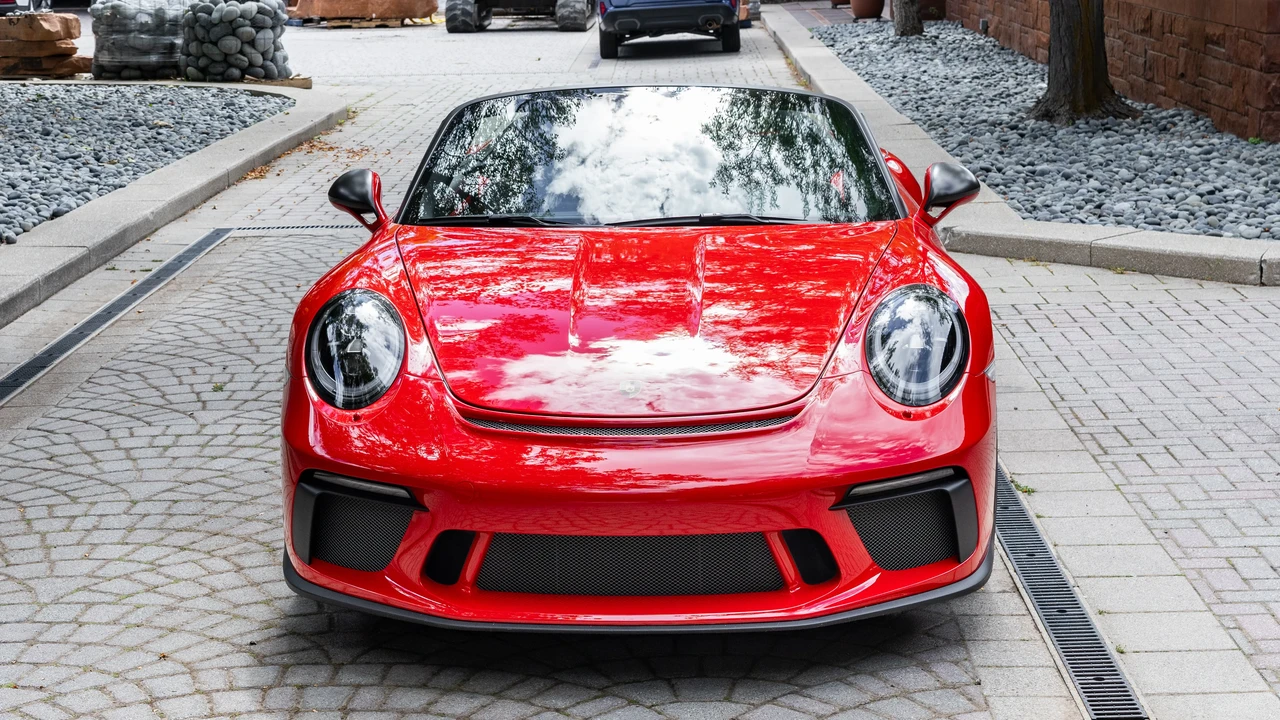 2019 Porsche 991 Speedster - Image 2 of 31