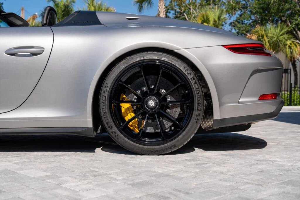 2019 Porsche 991 Speedster - Image 17 of 31