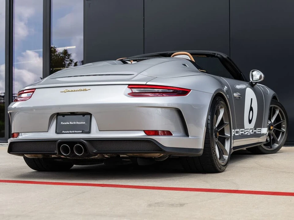 2019 Porsche 991 Speedster - Image 13 of 31
