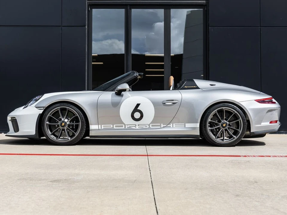 2019 Porsche 991 Speedster - Image 2 of 31