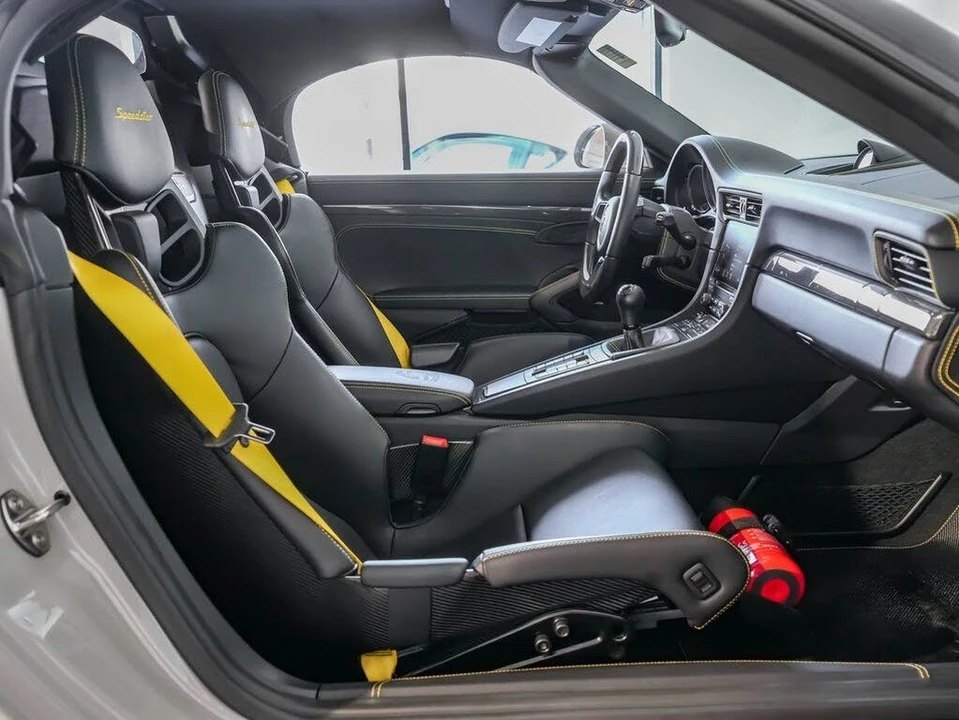 2019 Porsche 991 Speedster - Image 25 of 31