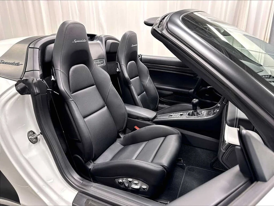 2019 Porsche 991 Speedster - Image 27 of 31