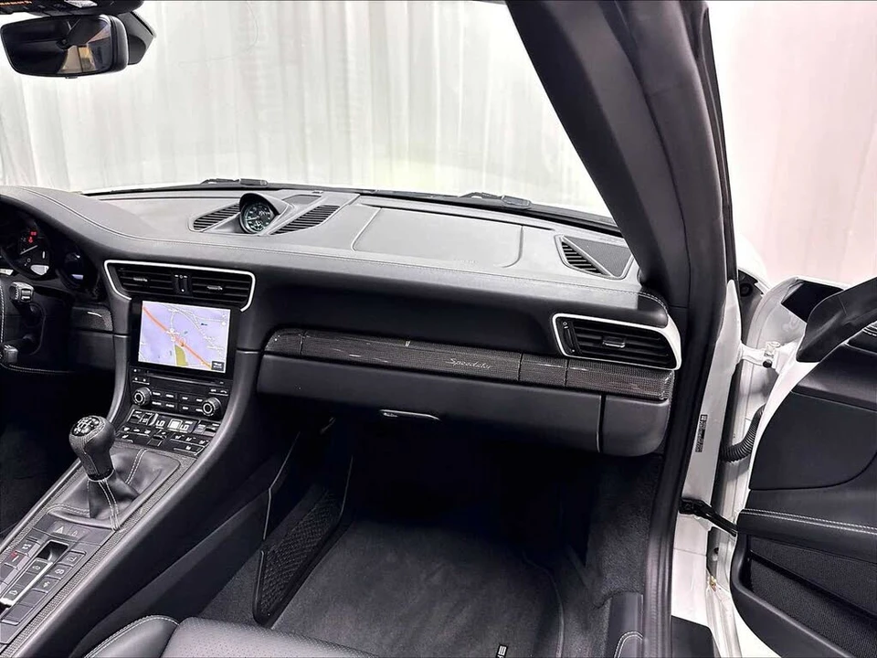 2019 Porsche 991 Speedster - Image 25 of 31