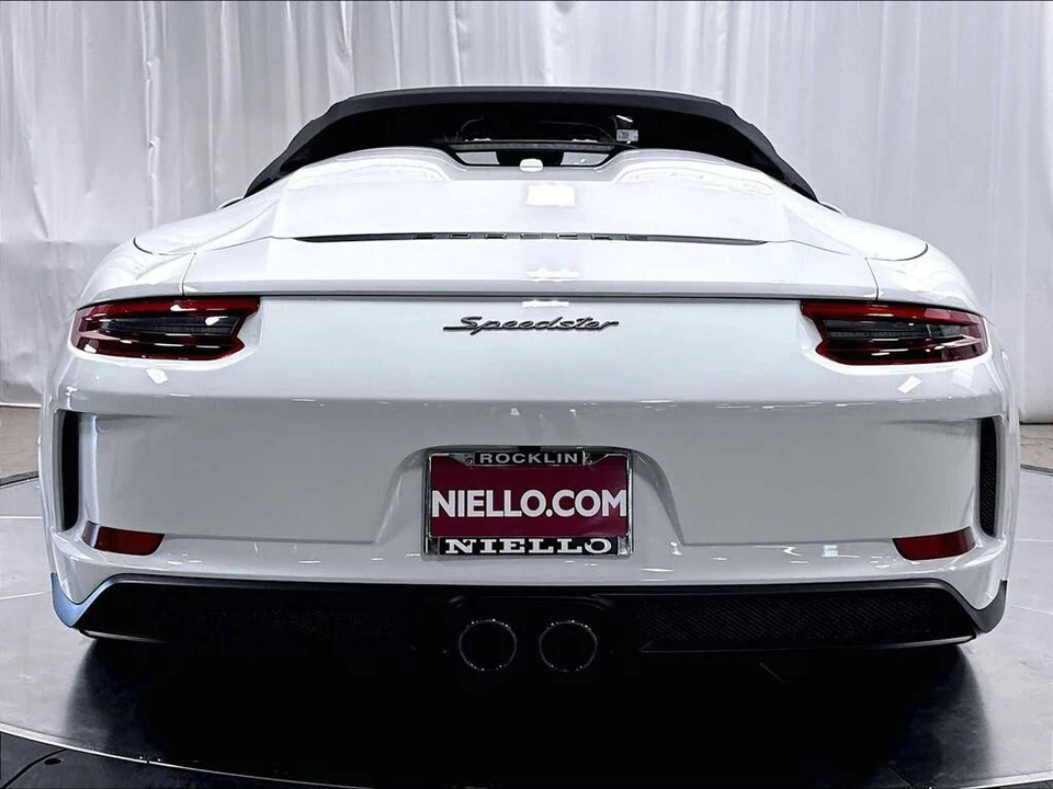 2019 Porsche 991 Speedster - Image 7 of 31