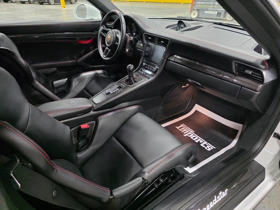 2019 Porsche 991 Speedster - Image 13 of 31