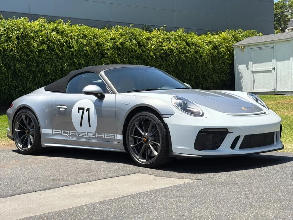 2019 Porsche 991 Speedster - Image 9 of 30