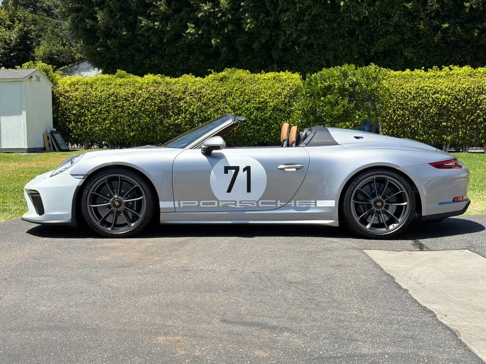2019 Porsche 991 Speedster - Image 2 of 30
