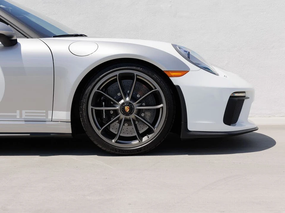 2019 Porsche 991 Speedster - Image 11 of 31