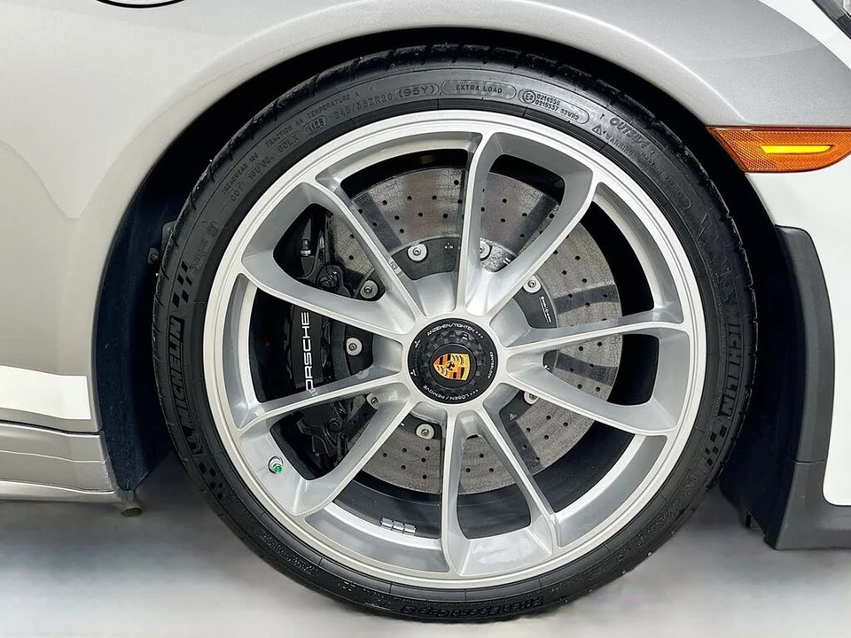 2019 Porsche 991 Speedster - Image 10 of 31
