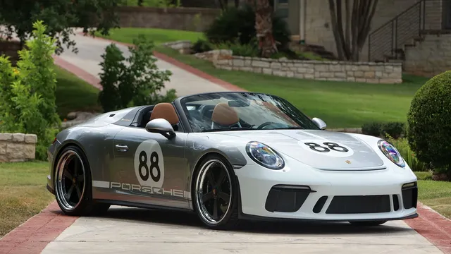 2019 Porsche 911 Speedster Heritage Design Package