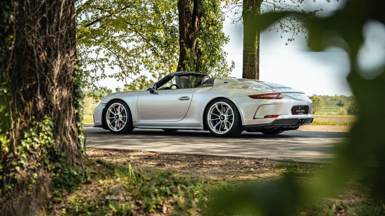 2019 Porsche 991 Speedster - Image 14 of 31