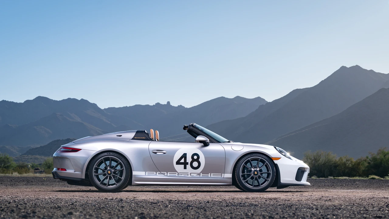 2019 Porsche 991 Speedster - Image 16 of 31