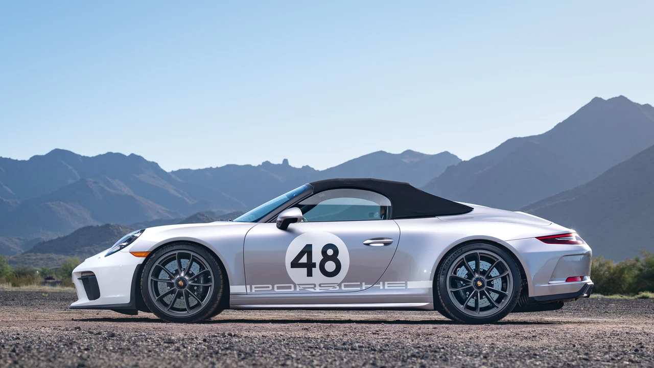 2019 Porsche 991 Speedster - Image 18 of 31