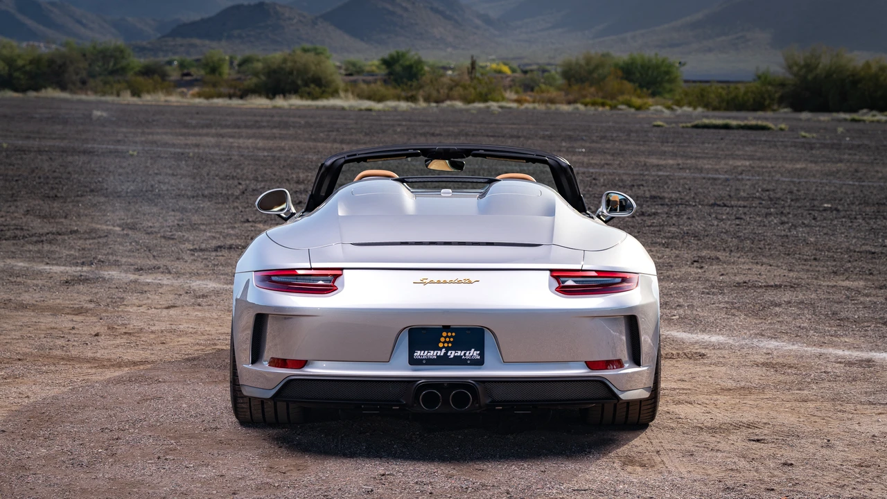 2019 Porsche 991 Speedster - Image 26 of 31