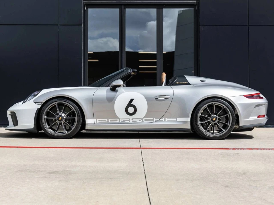2019 Porsche 991 Speedster - Image 2 of 5