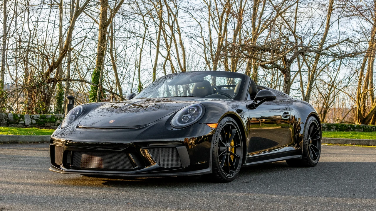 2019 Porsche 991 Speedster - Image 2 of 31