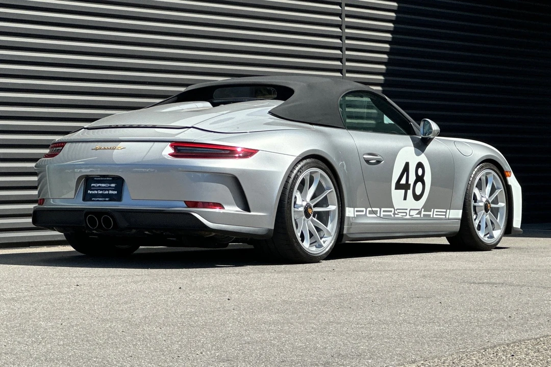 2019 Porsche 991 Speedster - Image 8 of 21