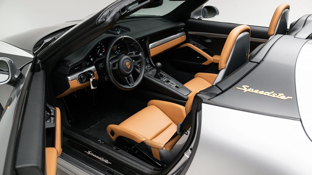 2019 Porsche 991 Speedster - Image 25 of 31
