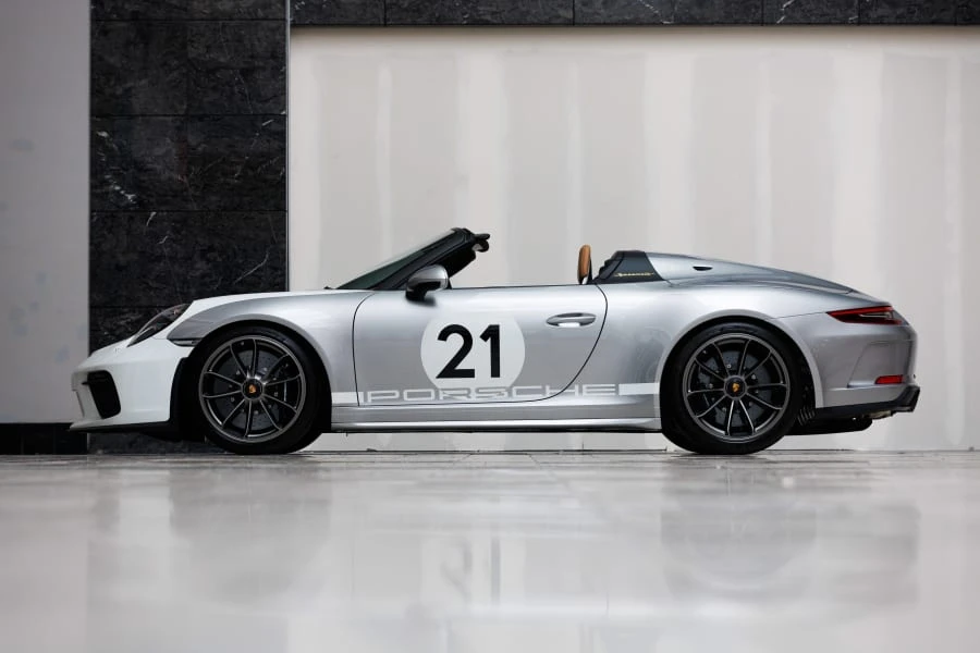 2019 Porsche 991 Speedster - Image 2 of 31