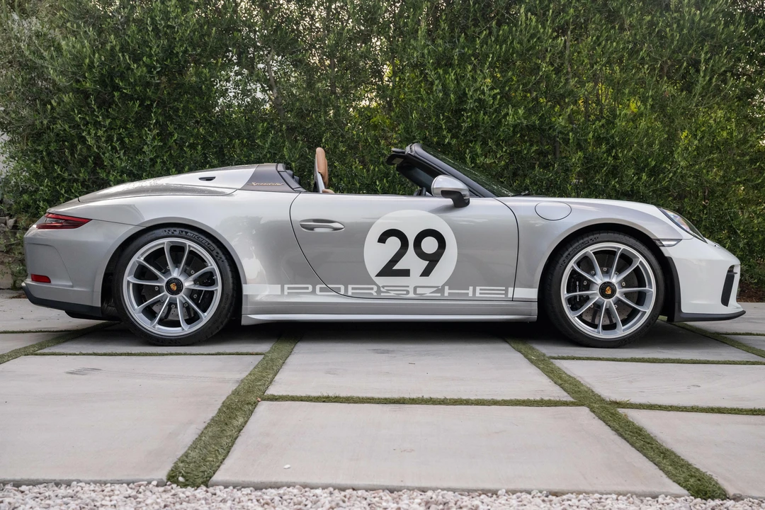 2019 Porsche 991 Speedster - Image 8 of 31