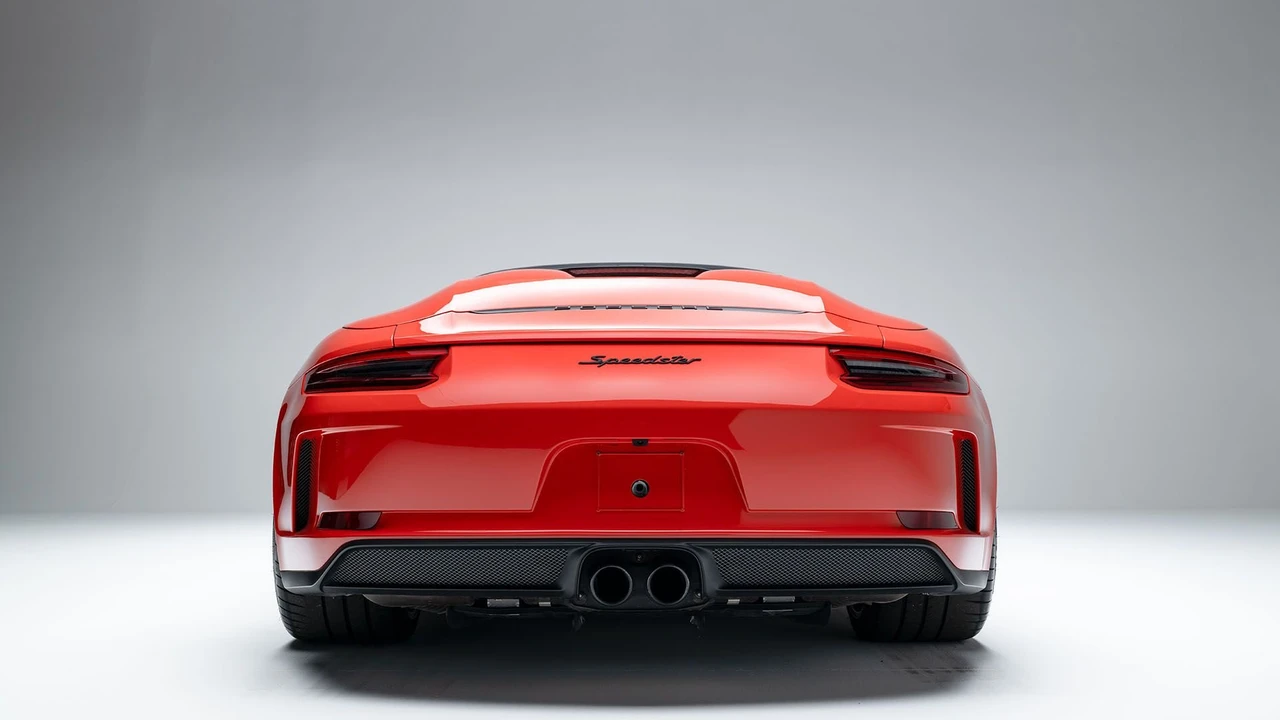 2019 Porsche 991 Speedster - Image 2 of 31