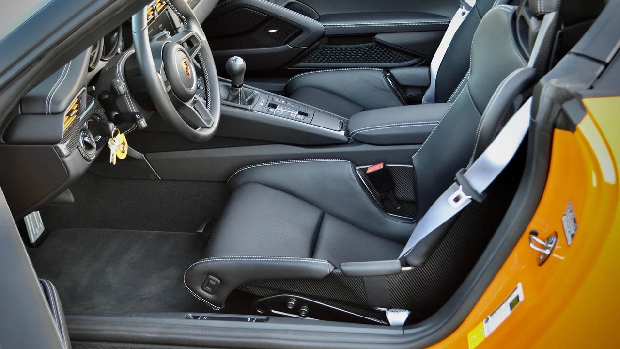 2019 Porsche 991 Speedster - Image 14 of 31