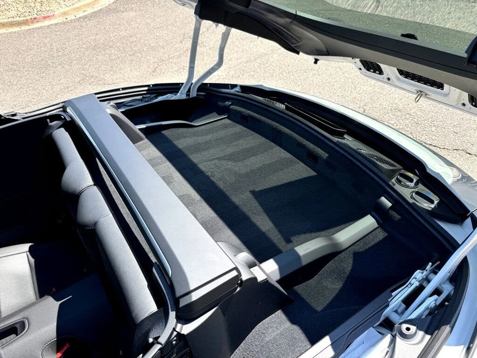 2019 Porsche 991 Targa 4 & 4S - Image 14 of 31