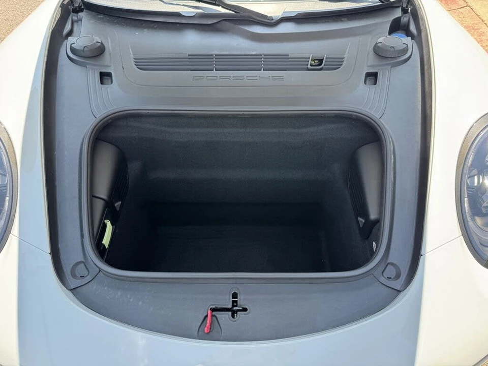 2019 Porsche 991 Targa 4 & 4S - Image 15 of 31