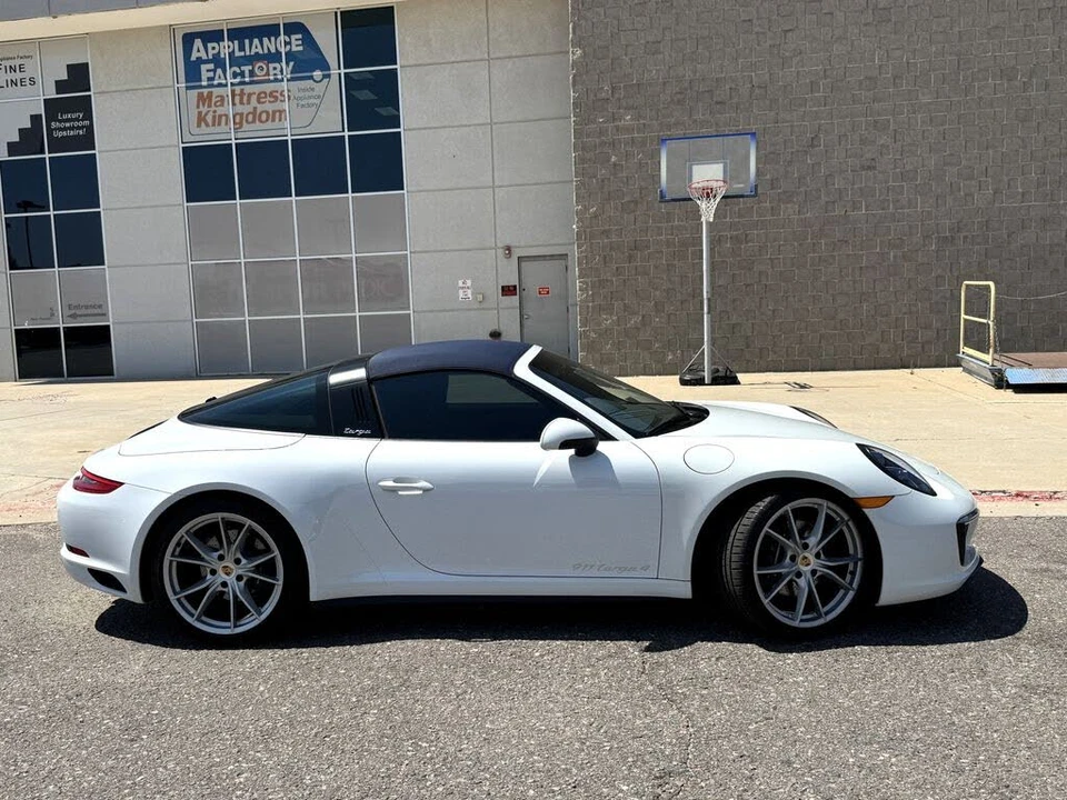 2019 Porsche 991 Targa 4 & 4S - Image 5 of 31