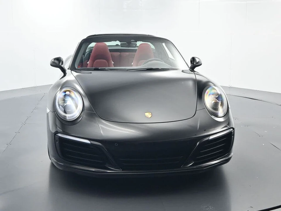 2019 Porsche 991 Targa 4 & 4S - Image 18 of 31
