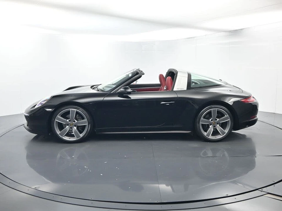 2019 Porsche 991 Targa 4 & 4S - Image 2 of 31