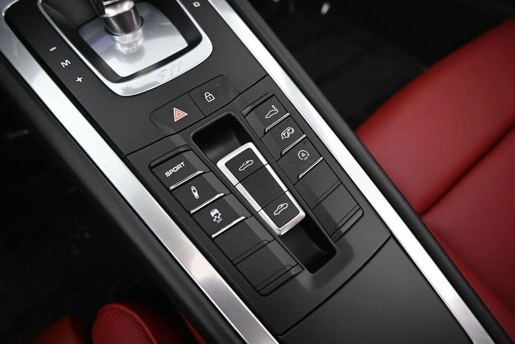 2019 Porsche 991 Targa 4 & 4S - Image 23 of 31