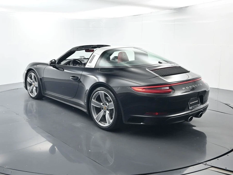 2019 Porsche 991 Targa 4 & 4S - Image 3 of 31