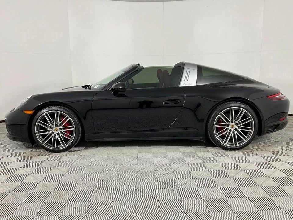 2019 Porsche 991 Targa 4 & 4S - Image 2 of 27