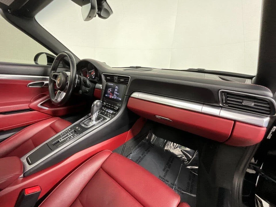 2019 Porsche 991 Targa 4 & 4S - Image 20 of 27