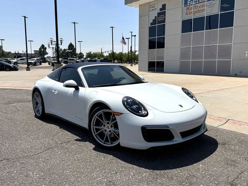 2019 Porsche 991 Targa 4 & 4S - Image 2 of 31